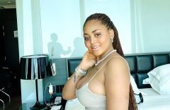 regina.daniels_299551621_589561686051227_4510397269892133182_n-240×300